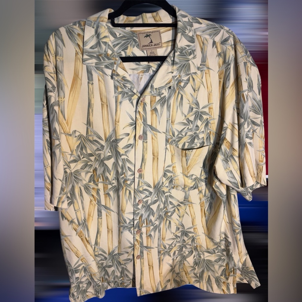 🛑LAST CHANCE🛑 Tommy Bahama Men's Bamboo Print Shirt - Tan and Gray